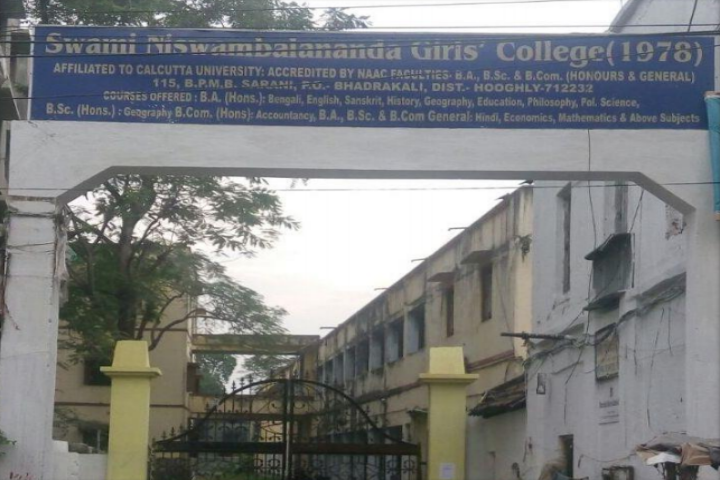 https://cache.careers360.mobi/media/colleges/social-media/media-gallery/22754/2018/11/21/Campus View of Swami Niswambalananda Girls College Hooghly_Campus-View.png